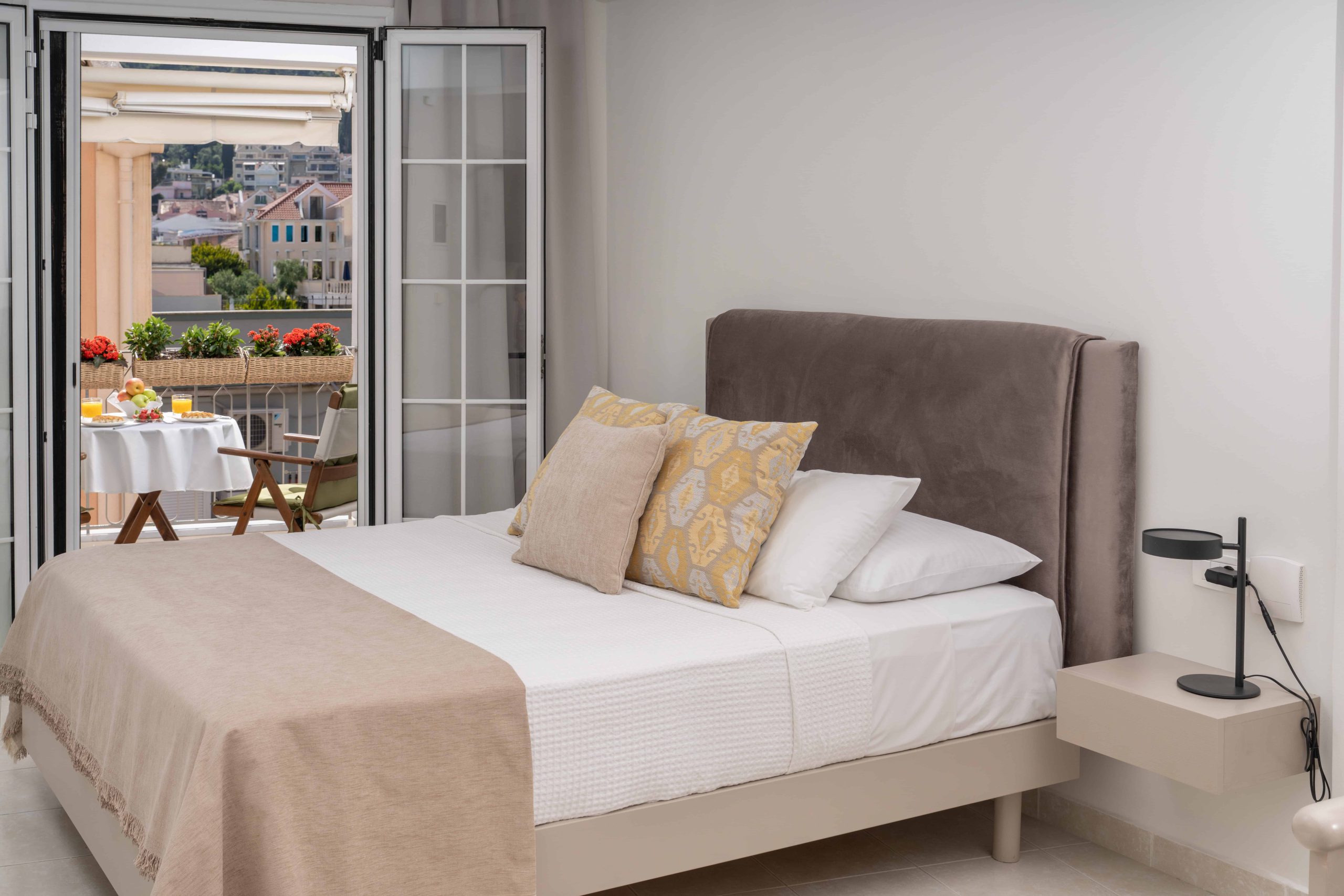 B1 City View Family Apartment